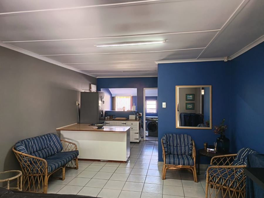 To Let 3 Bedroom Property for Rent in Aston Bay Eastern Cape